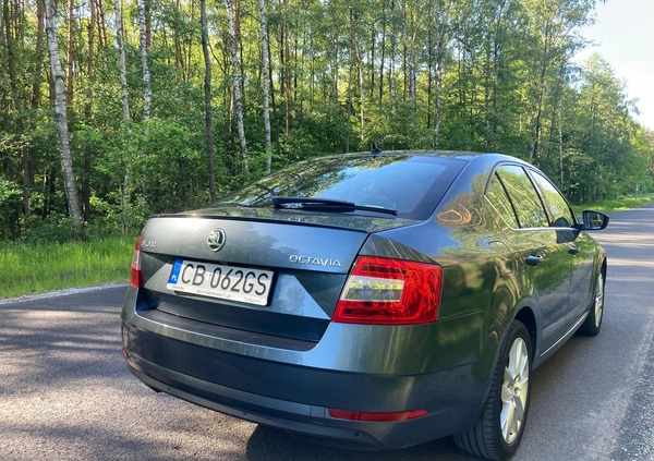 Skoda Octavia cena 69500 przebieg: 70086, rok produkcji 2017 z Bydgoszcz małe 79